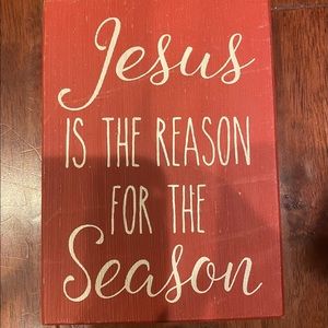 Wooden holiday wall hanging